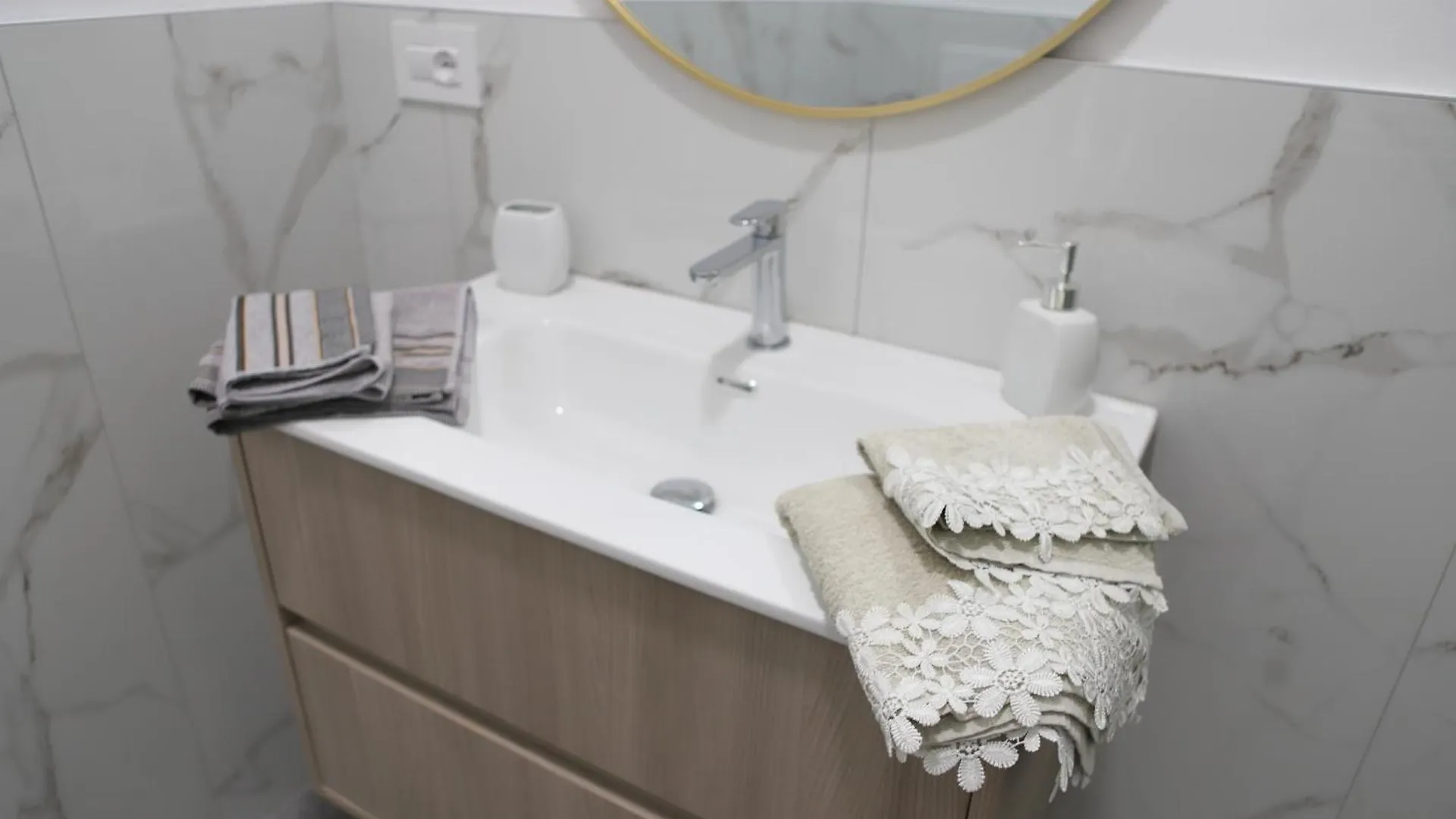 Valeria Apartment Monza Itália
